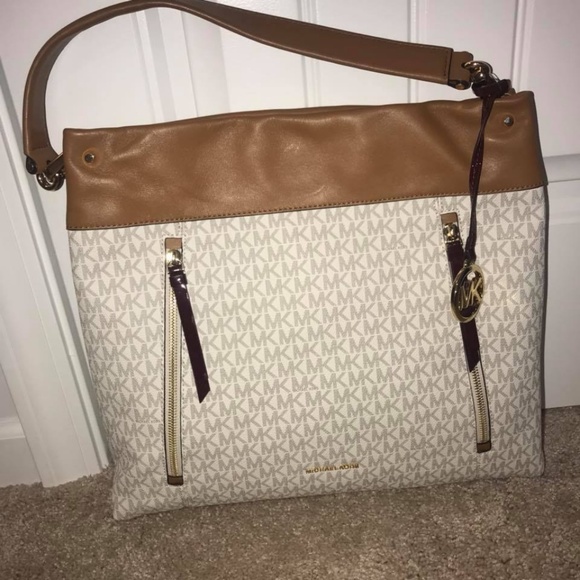 MICHAEL Michael Kors Handbags - NWT  MICHAEL Michael Kors Signature Lex Large Hobo